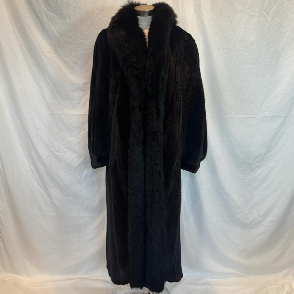 Vintage 80s Luxurious Black/Brown Long Mink Fur Coat - PRISTINE Mob Wife